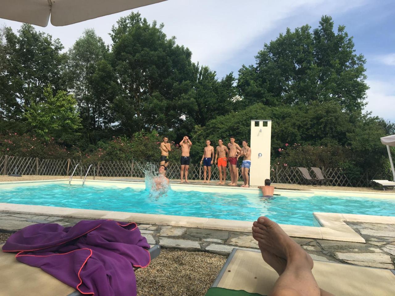 ヴァレンツァ Agriturismo Cascina Nuovaヴィラ エクステリア 写真